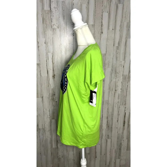 NWT Minnesota Timberwolves Women's Size Medium Green Logo T-Shirt - Picture 4 of 4